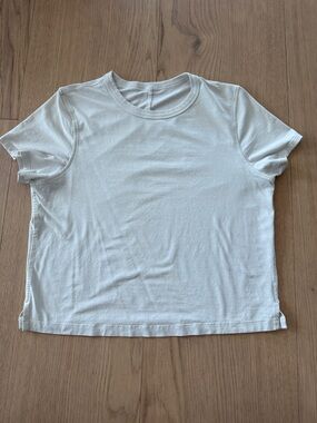 lululemon athletica Short Sleeve Classic fit Tee in Off-White / Bone